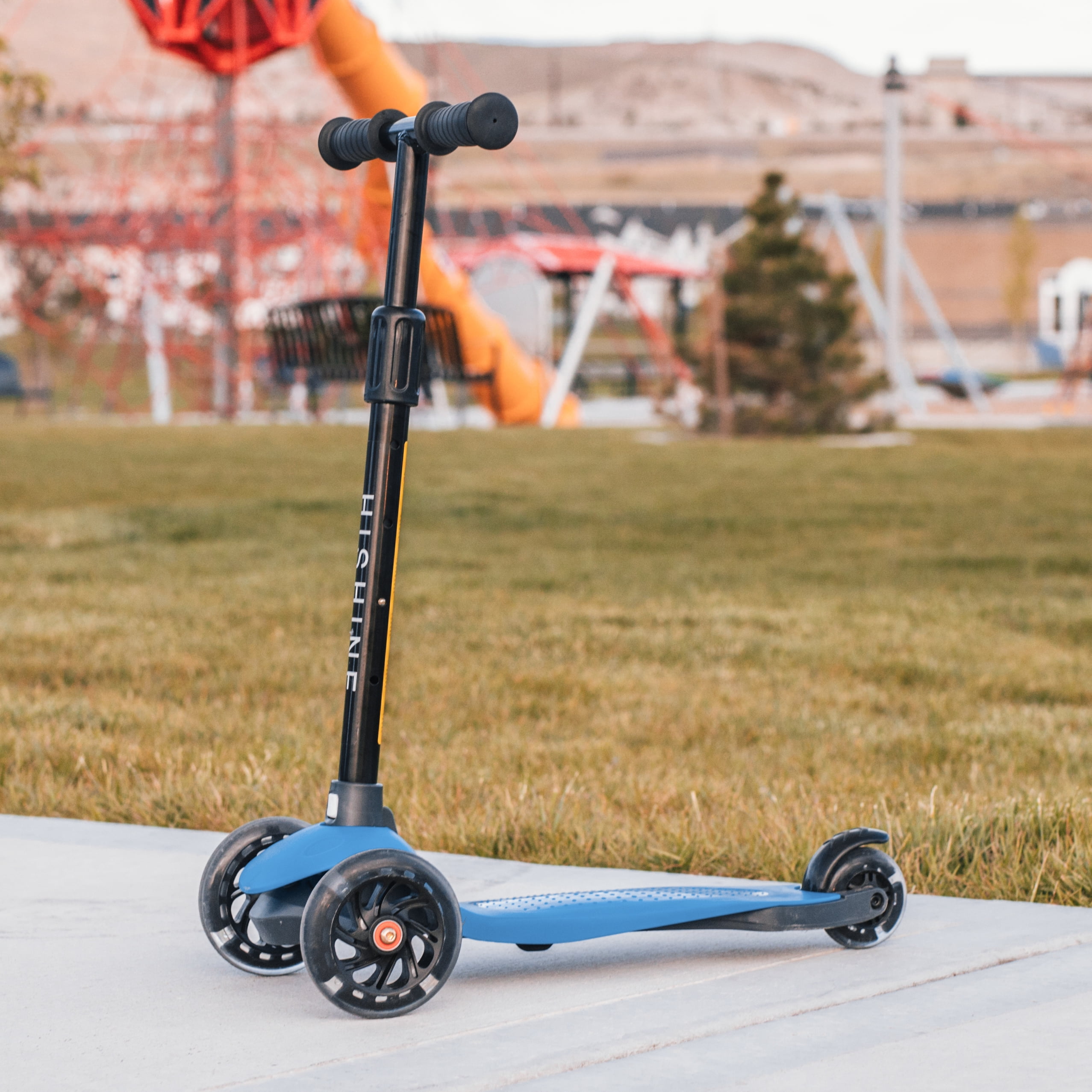 Hishine Kick Scooter for Kids with 3 Light Up Wheels and Adjustable Height for 2-7 Years Old Ages Girls and Boys Toddlers & Children, Lean to Steer, 3-wheeled Scooters, Blue