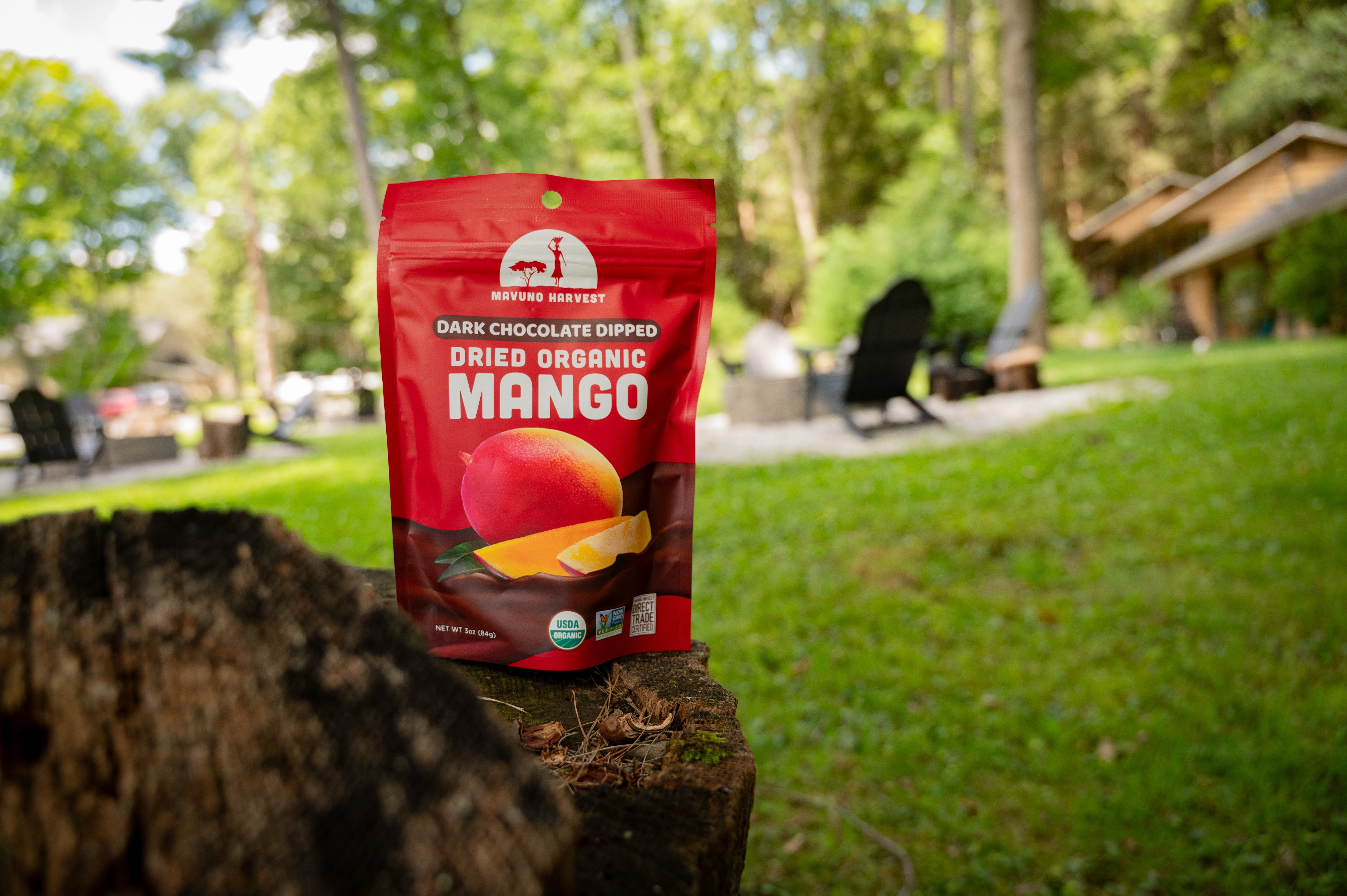 (Pack of 6), Mavuno Harvest Organic Dried Mango Dipped in Dark Chocolate, 3 oz