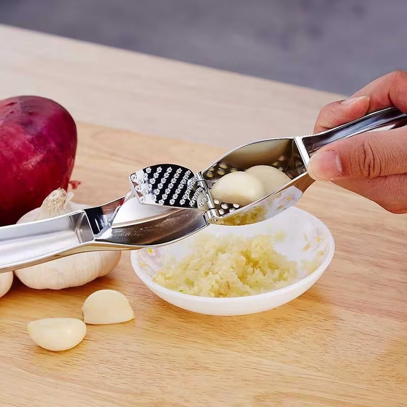 Stainless steel manual garlic press kitchen essential garlic masher garlic peeler multifunctional kitchen tool
