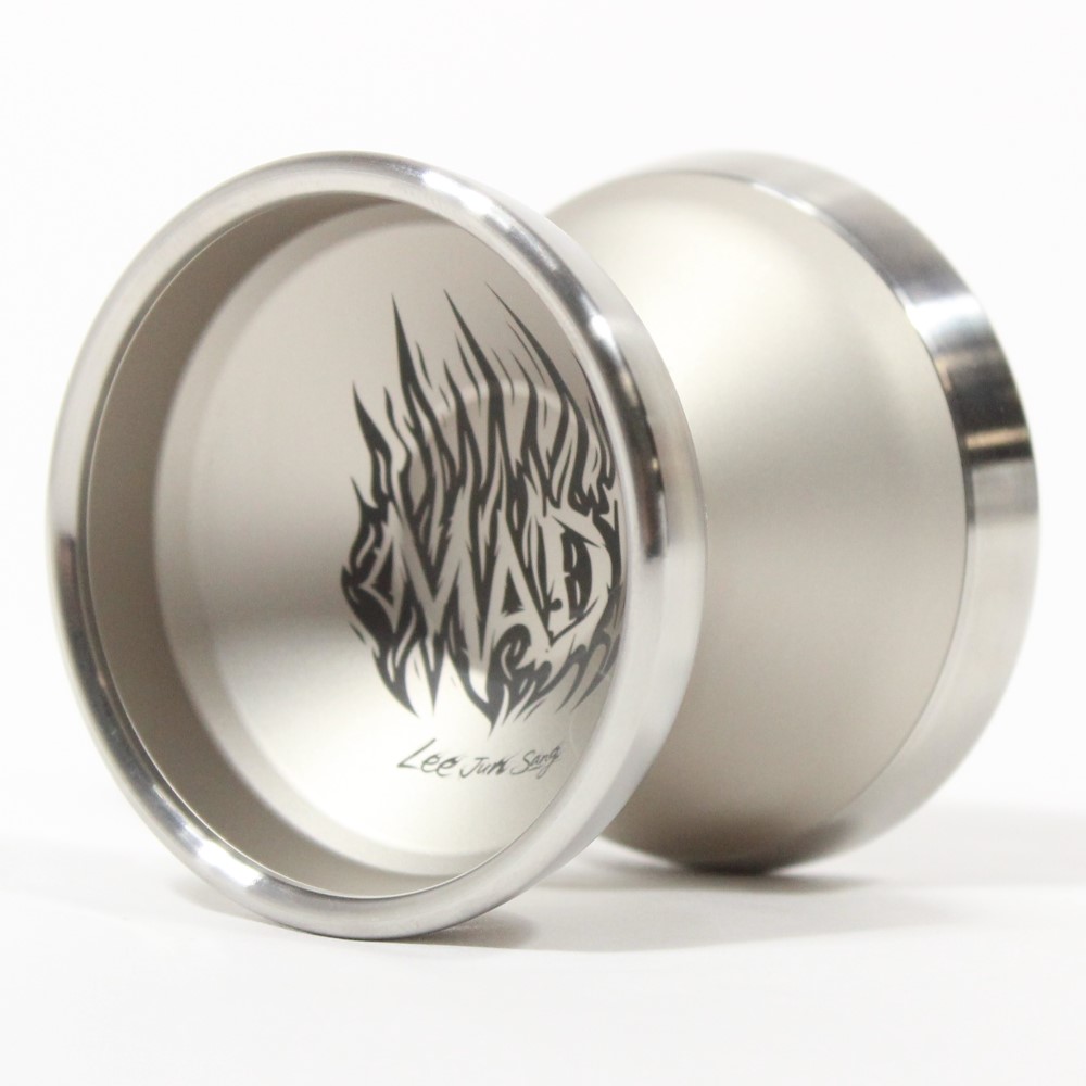W1LD (Worldwide 1nnovative Leading Design) MAD Yo-Yo - Bi-Metal - Lee Jun Sang Signature YoYo (Cream White Raw Rim)