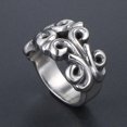 thumbnail image 3 of Bagues en Acier Titane Rétro Mode Fleur Creuse Papillon Vif Bague Féminine Sa35, 3 of 4