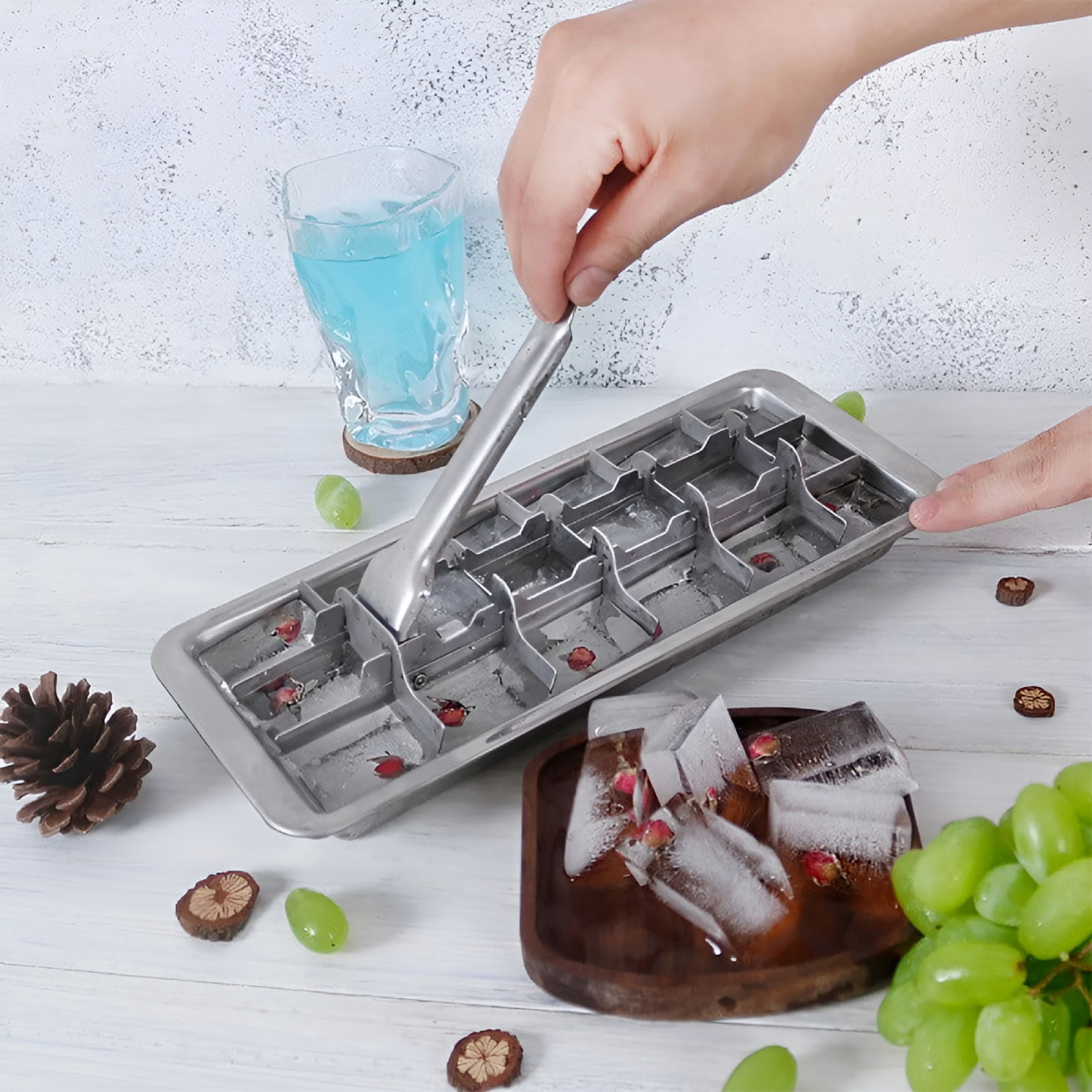 ACDANC 2026 New Metal Ice Cube Tray,304 Stainless Steel Ice Cube Trays,18 Slot Ice Cube Tray with Easy Release Handle,Ice Cube Mold for Making Cold Drink,Foods