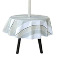 thumbnail image 2 of Mantel 600D, Mesa De Comedor Impermeable Con Agujero Para Sombrilla, Cubierta De Mesa Con Cremallera Para Patio Exterior, Jardín, Balcón, Patio Advancent HA023731-00, 2 of 7