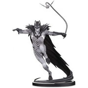 Batman Black & White Statue By Kenneth Rocafort