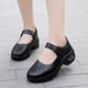 thumbnail image 1 of Zapatos ligeros Zapatos de mujer huecos Zapatos de enfermera Zapatos de baile de mediana edad Zapatos deportivos transpirables Wmkox8yii  shalkjhdk2897, 1 of 1