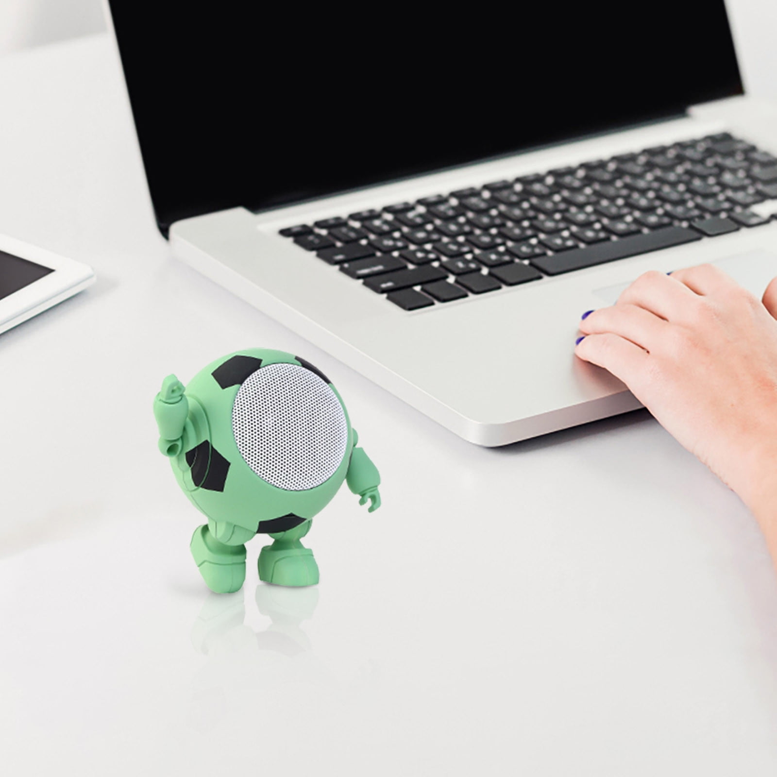 lulshou Bluetooth Robot Speaker Cute Portable Small Steel Bluetooth