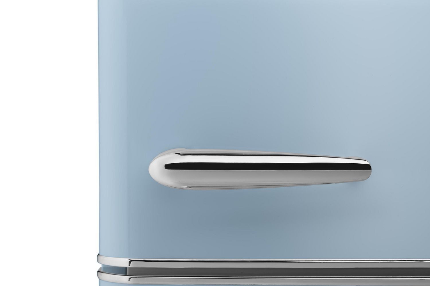 iio 7 Cu. pi. Réfrigérateur rétro avec congélateur inférieur en Rouge Vin