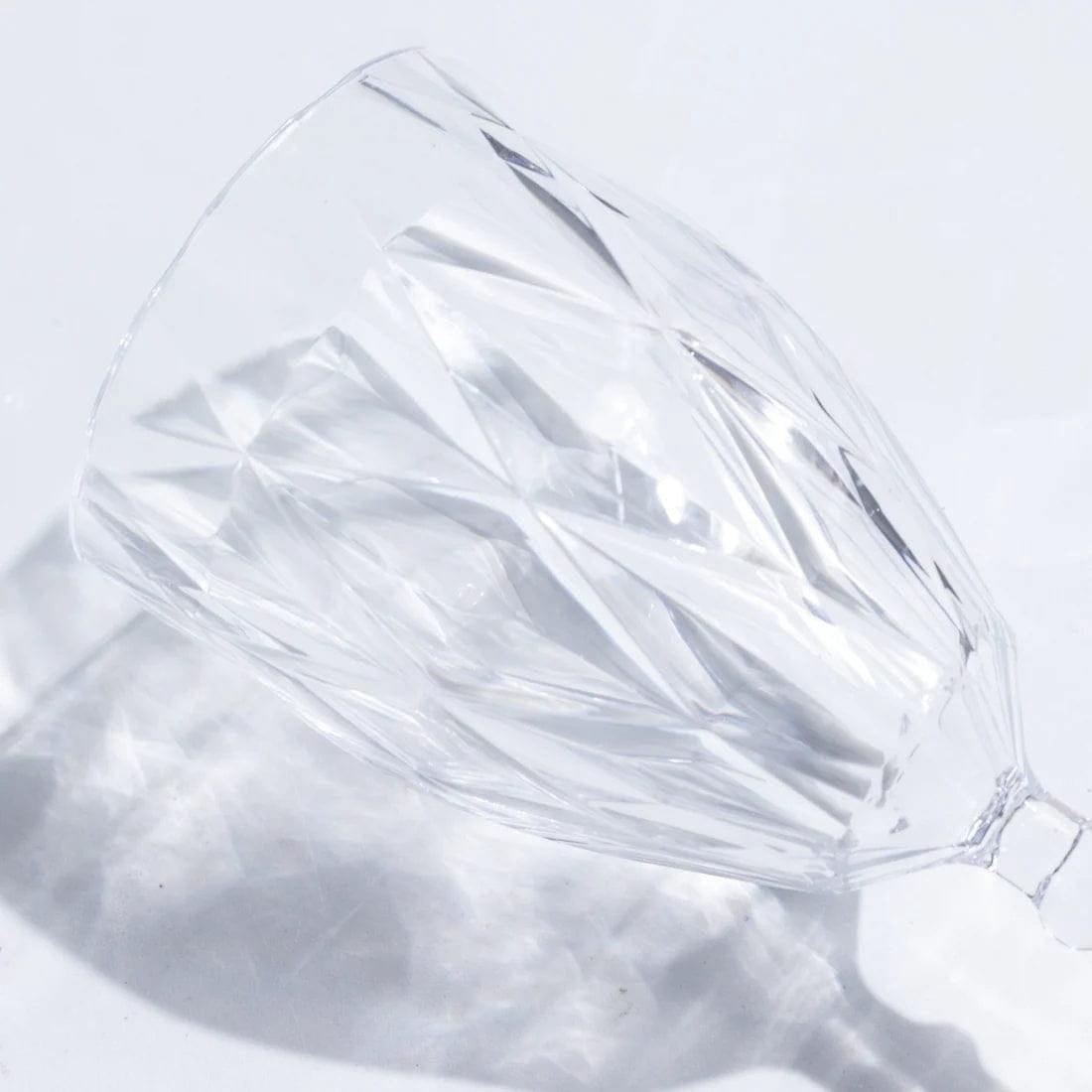 Balsa Circle 12 Clear 11oz Vintage Diamond Cut Plastic Wine Glasses Wedding Supplies