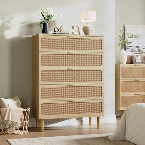 YUSAZENS Commode Haute à 5 Tiroirs en Rotin Naturel pour Chambre, Profonde Commode avec Grand Dessus, Organisateur de Rangement en Bois pour Salon et Couloir