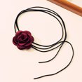 thumbnail image 1 of Collar de rosas personalizado hecho a mano, creativo, largo, DIY, gargantilla de franela FLORAL, 1 of 6