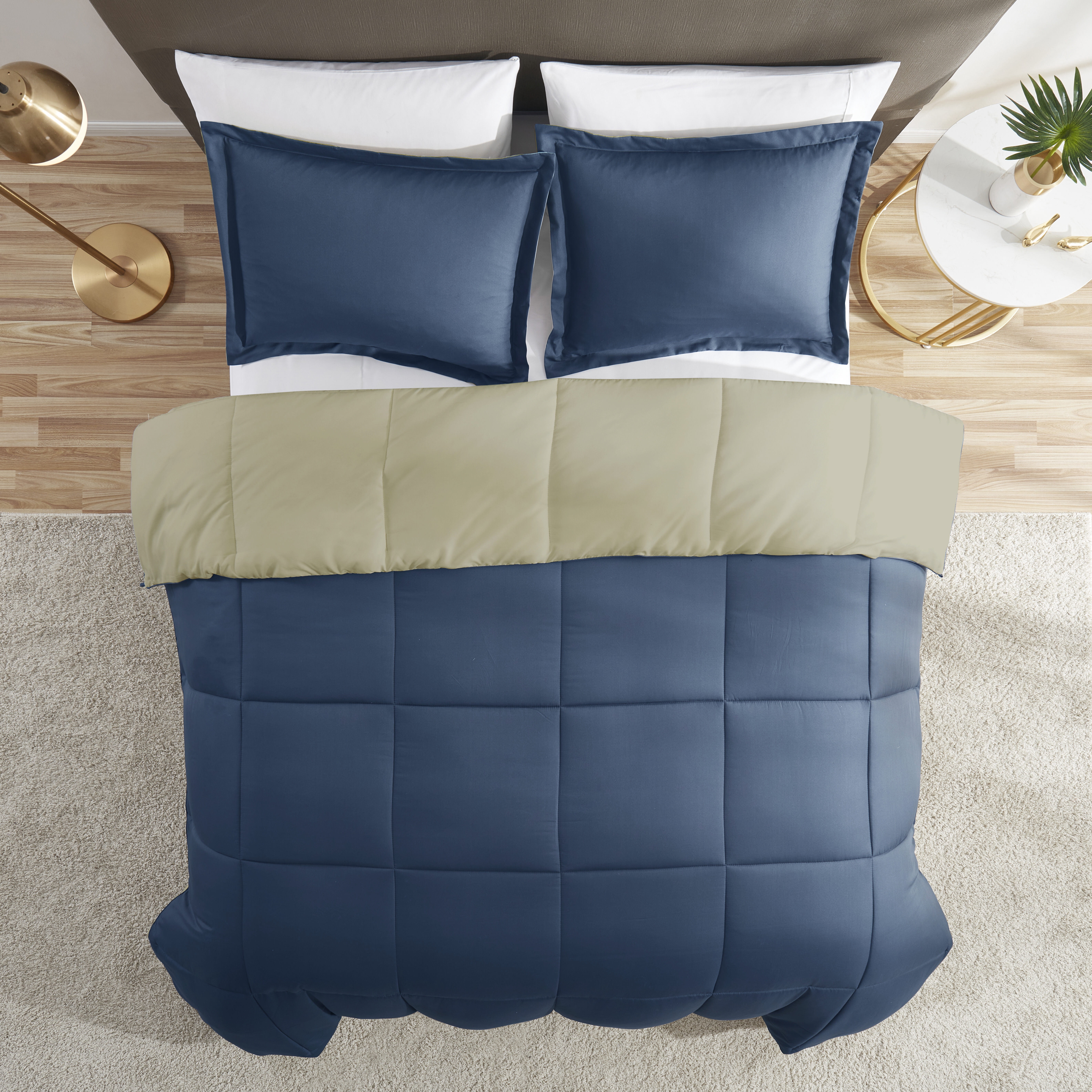 Nestl 3-Piece Soft Down Alternative Reversible King Comforter Set, King/Cal King, Navy & Sage