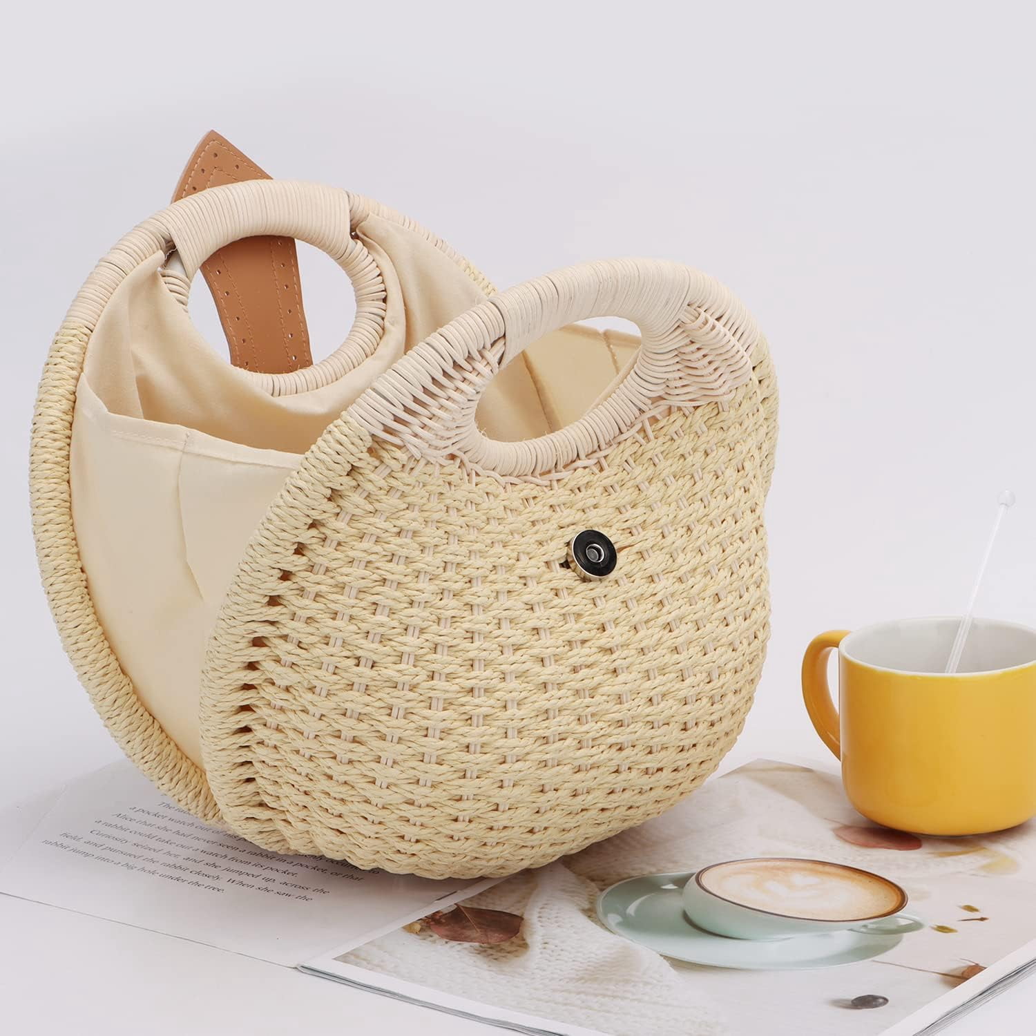 Straw Purses for Women Summer Beach Rattan Tote Bag Round Handle Ring Handbag Retro Handmade Woven Shell Bag