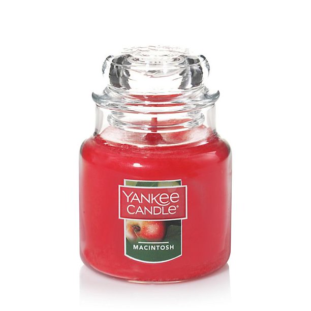 Yankee Candle Housewarmer Macintosh Small Classic Jar Candle