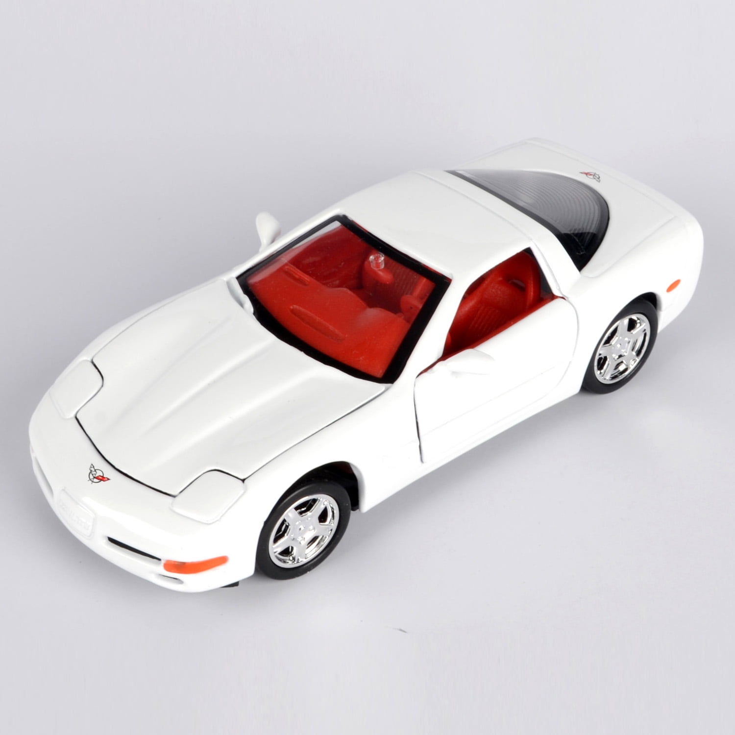 1:24 Die Cast Motormax 1997 Corvette Coupe 5th Generation. Part of the History of Corvettes Collection