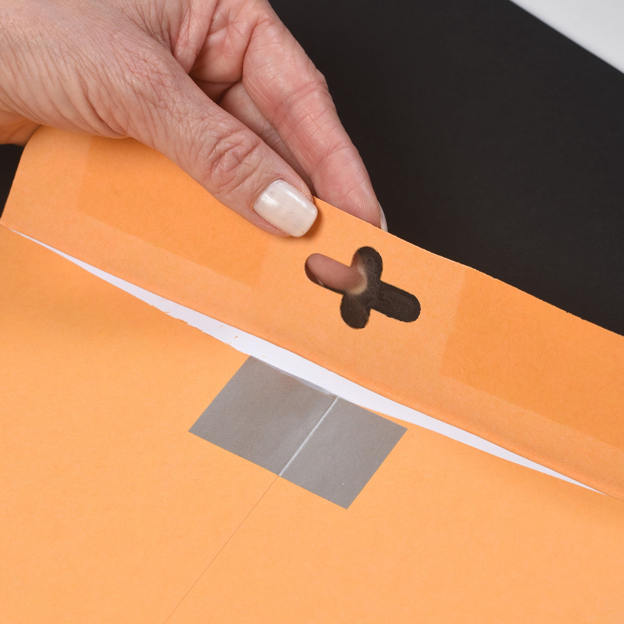 Quality Park Postage Saving Clasp Envelopes, 9 x 12 Inches, Kraft Brown, Pack of 100