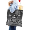 thumbnail image 4 of Spooky Skeleton Family Dancing Bolso de tela con estampado de lienzo para mujer, bolsa de compras reutilizable y estética, con cremallera interior, regalo para mujer, 35 × 40 cm., 4 of 6