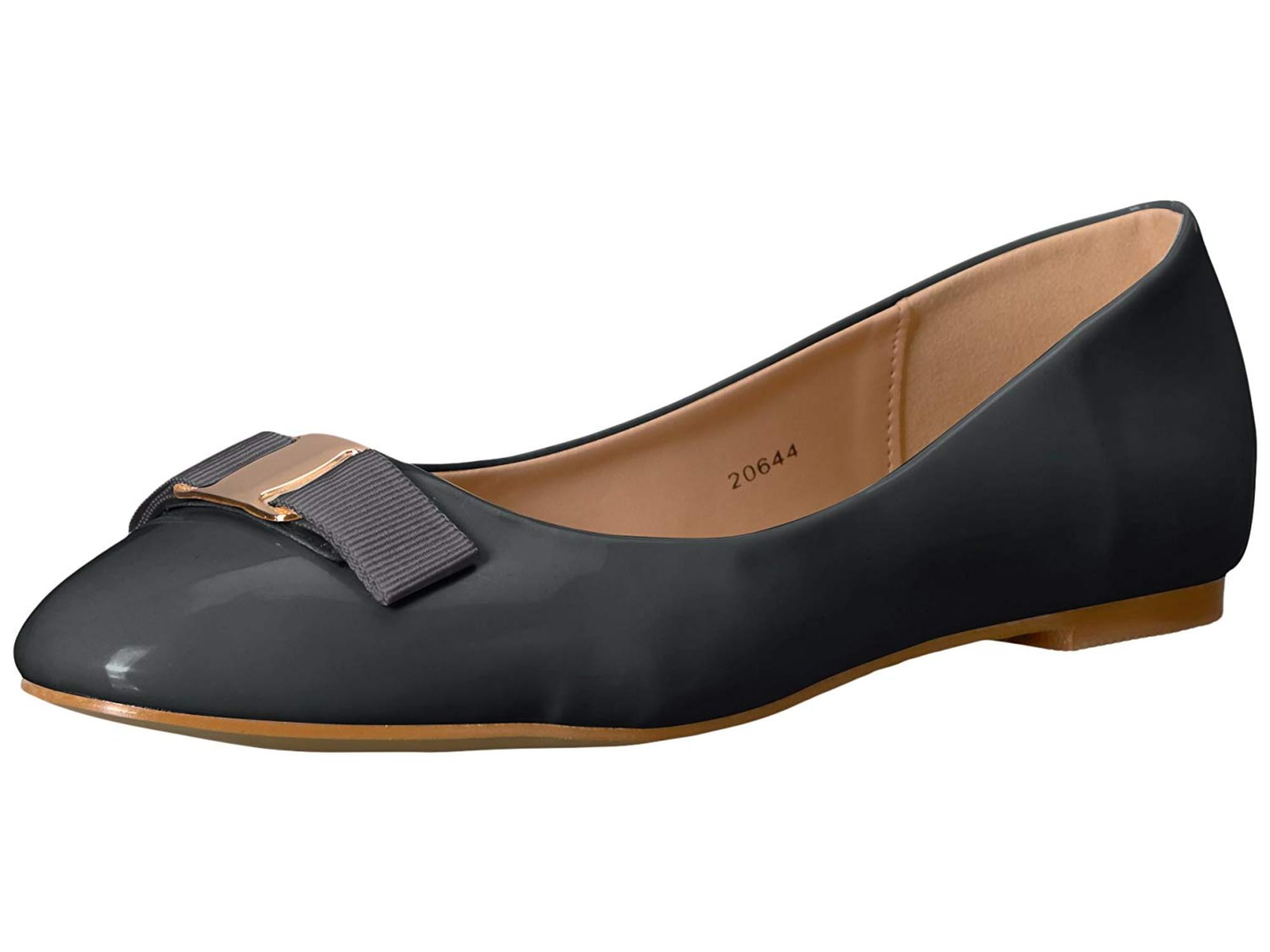 flat closed toe mules