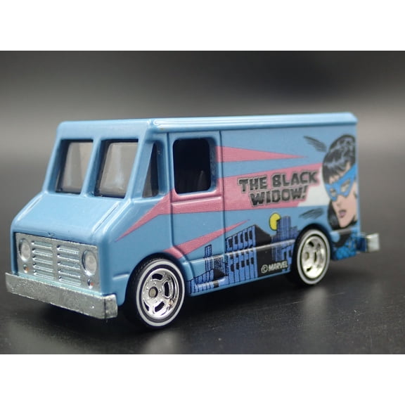 (Open Box) GMC STEP BOX VAN MARVEL BLACK WIDOW BLUE 1:64 SCALE DIORAMA DIECAST MODEL CAR