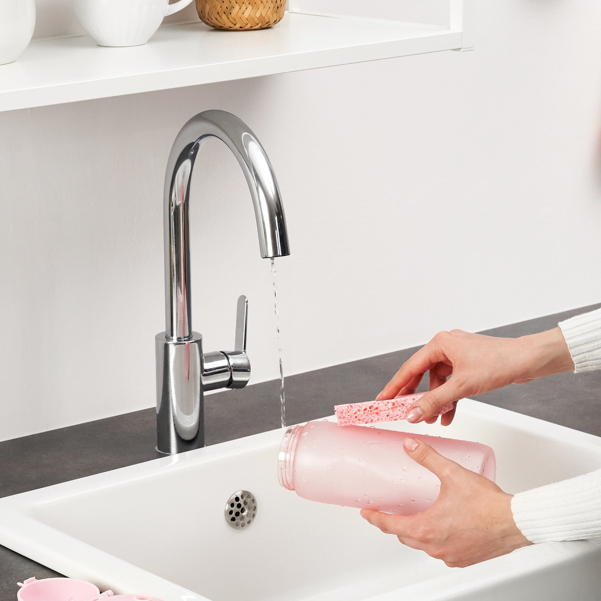 ION8 Leak Proof Flip-Top Sports Water Bottle, BPA Free, Dishwasher-Safe, Rose Pink, 750ml (24oz)
