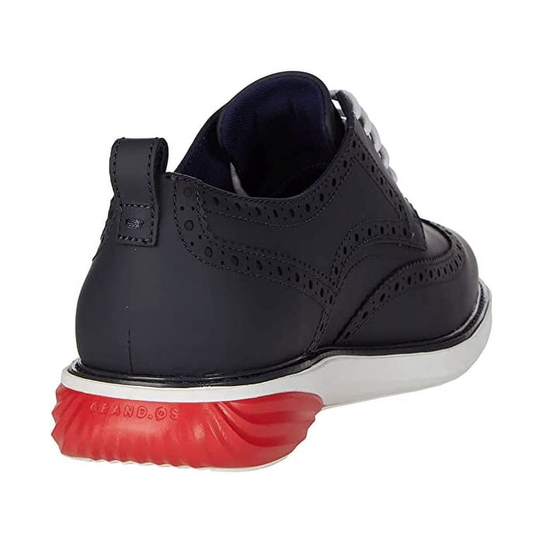 Cole Haan Men display picture 1