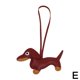 thumbnail image 4 of Lindo dije para bolso con forma de perro salchicha: llavero multiusos, colgante para mochila y bolso, regalo perfecto para amigos y familiares., 4 of 5
