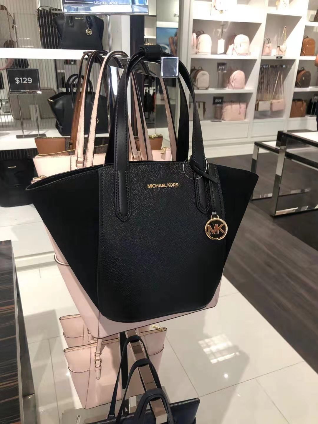 MICHAEL KORS トートバッグ 35F1GPAT1S BLACK Michael Kors 35F1Gpat1S Portia Small Bucket Bag Black