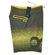 Men's Oakley Pixel Board Short Dark Brush 18 Inches - Size 33