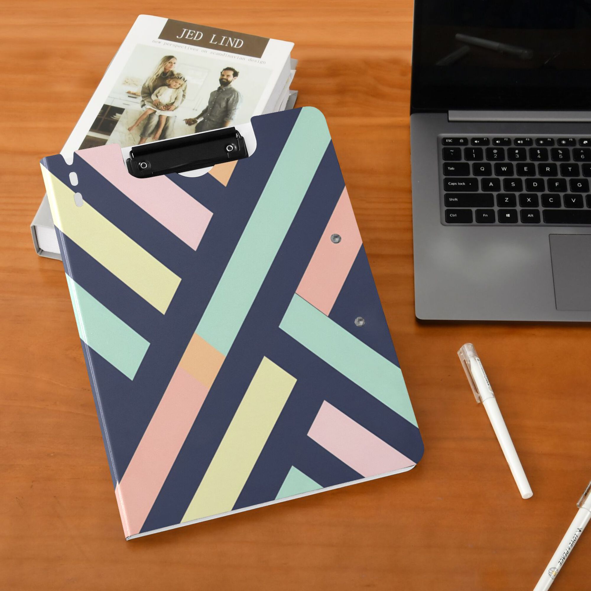FORMRS A4 Clipboard Folder with Pen Holder Horizontal Foldable School Office Binder, Green Stripes