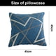 thumbnail image 2 of Funda de almohada cuadrada suave, moderna y cómoda de chenilla con textura de punto Simple, 2 of 5