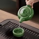 thumbnail image 4 of Fiudx Juego de Té con Esmalte Craquelado, Tetera de Cerámica y Seis Tazas, Diseño de Grietas de Hielo, Caja de Regalo Incluida, Estilo Vintage, Uso Diario En La Oficina, Arte Cultural, 4 of 6