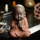 thumbnail image 4 of Estatuas de Buda pequeño monje Color arena cerámica hogar Club decoración geomántica arena púrpura figuritas té mascota Adepaton 2021934-3, 4 of 4