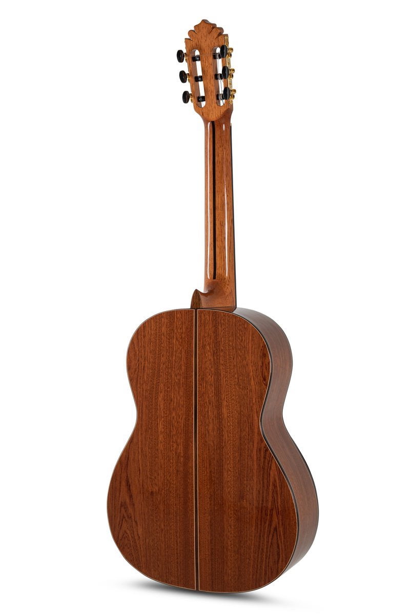 Manuel Rodriguez Classical Guitar Magistral D-C, Cedar/Mahogany 4/4, Armrest