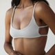 thumbnail image 2 of Top corto deportivo para mujer - Bralette sin tirantes de estilo urbano - Elástico en el pecho para entrenamientos de verano, 2 of 7