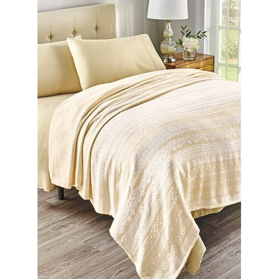 Chantilly Blanket