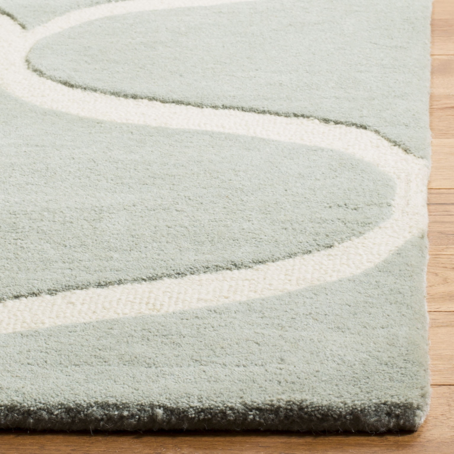 SAFAVIEH Cambridge Jared Geometric Wool Area Rug, Gray/Ivory, 6' x 6' Square