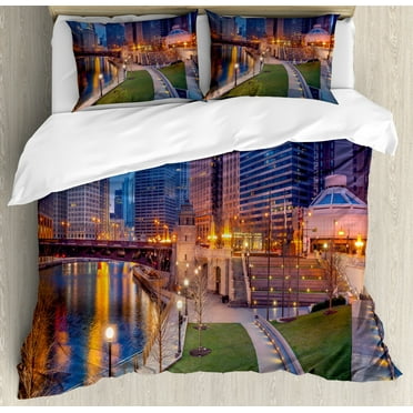 Chicago Skyline Queen Size Duvet Cover Set, Cityscape Urban Scene Waterfront Illuminated at Twilight Blue Hour Image, Decorative 3 Piece Bedding Set with 2 Pillow Shams, Multicolor, by Ambesonne
