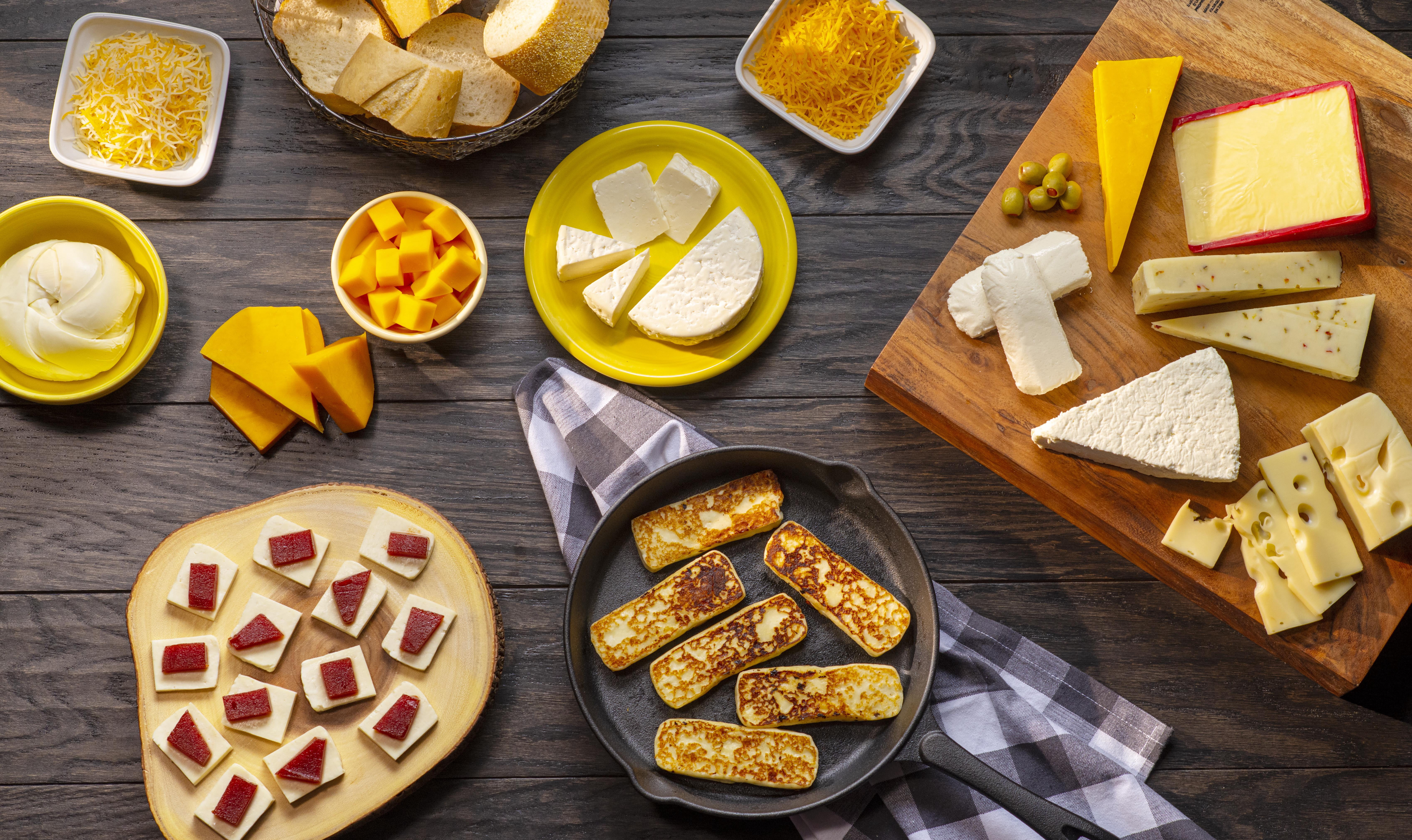 Tropical Cheese Queso De Papa Longhorn Style Mild Cheddar, 16oz, Refrigerated