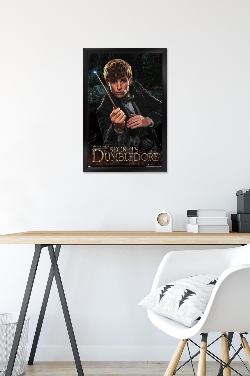 Fantastic Beasts: The Secrets of Dumbledore - Newt Wall Poster, 14.725" x 22.375" Framed