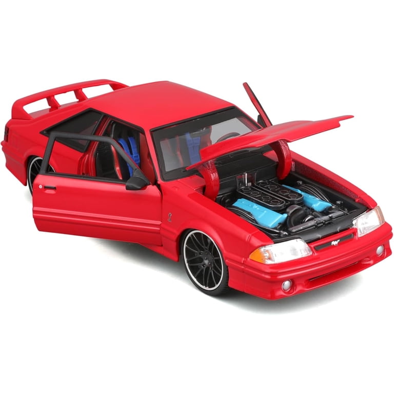 のらくろ　Maisto Mustang SVT Maisto 1993 Ford Mustang SVT Cobra Diecast Model Car 1:24 Scale