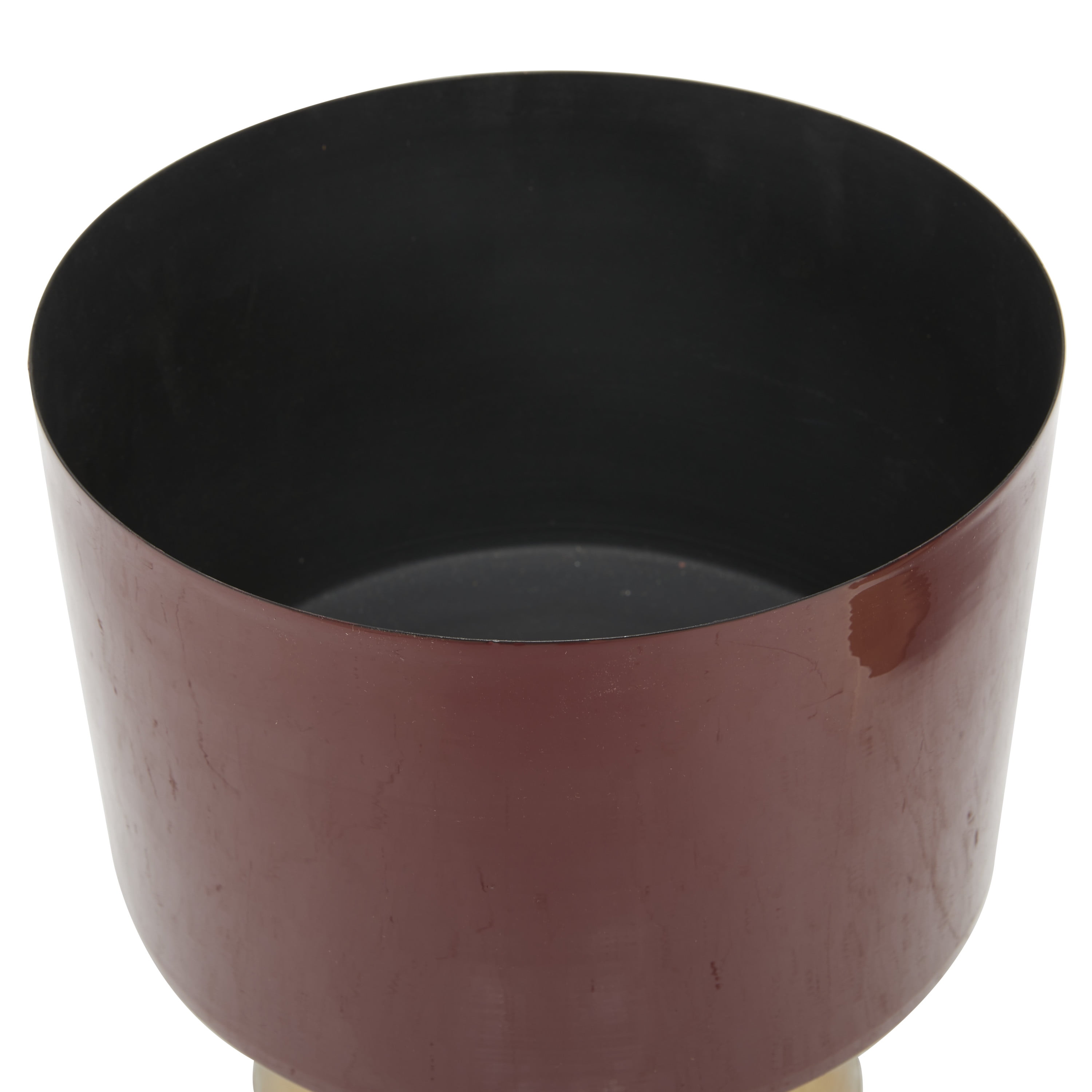 CosmoLiving by Cosmopolitan 11", 10", 9"H Red Metal Planter with Gold Base (3 Count)
