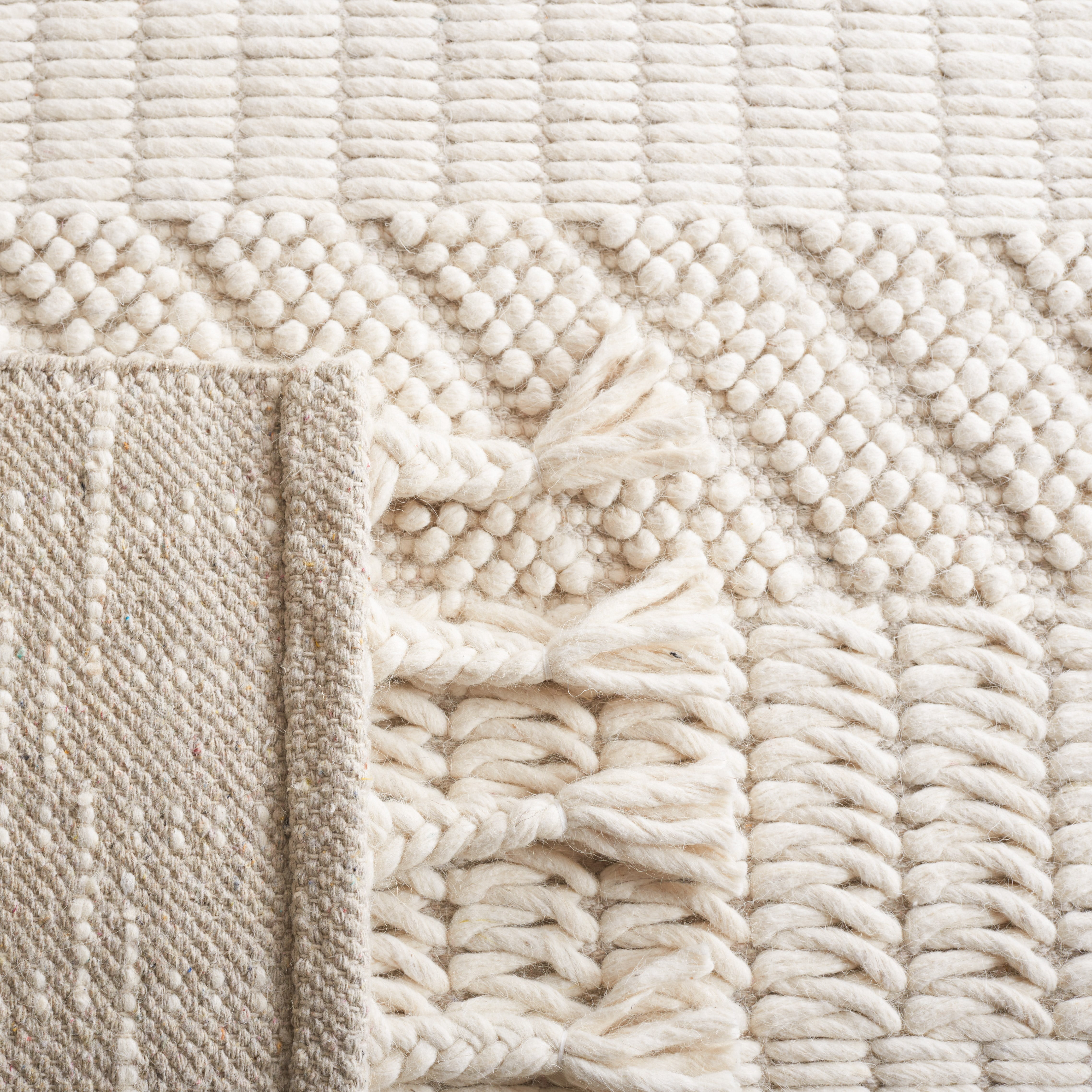 SAFAVIEH Natura Danny Striped Area Rug, Ivory, 6' x 6' Square