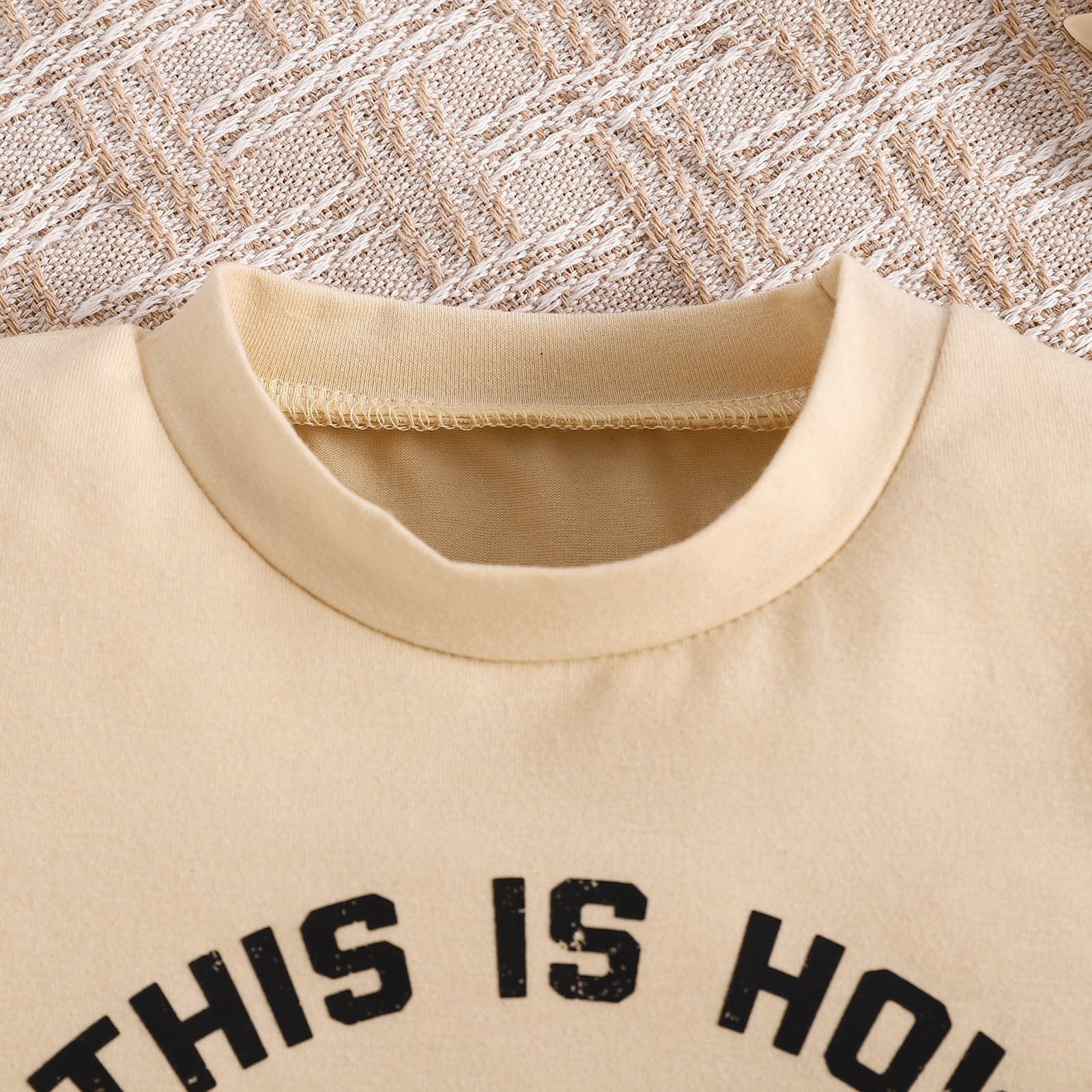 Ketyyh-chn99 Toddler Boy Clothes Summer Outfits Baby Boy Outfits Toddler Boys Summer Clothes Short Sleeve Truck Embroidery T-Shirt + Shorts 2Pcs Set for 2-3 Years,Beige