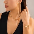 thumbnail image 2 of Pendientes de botón con lazo de joyería europea y americana en cadena de hueso de serpiente anudada con cinta de metal para mujer, 2 of 6