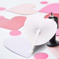 thumbnail image 4 of Bewildely Abanicos de boda mano en forma de corazón blanco decoración de papel de boda para fiesta de cumpleaños DIY pared Kits de decoración para fiestas Bewildely HA024468-00, 4 of 6