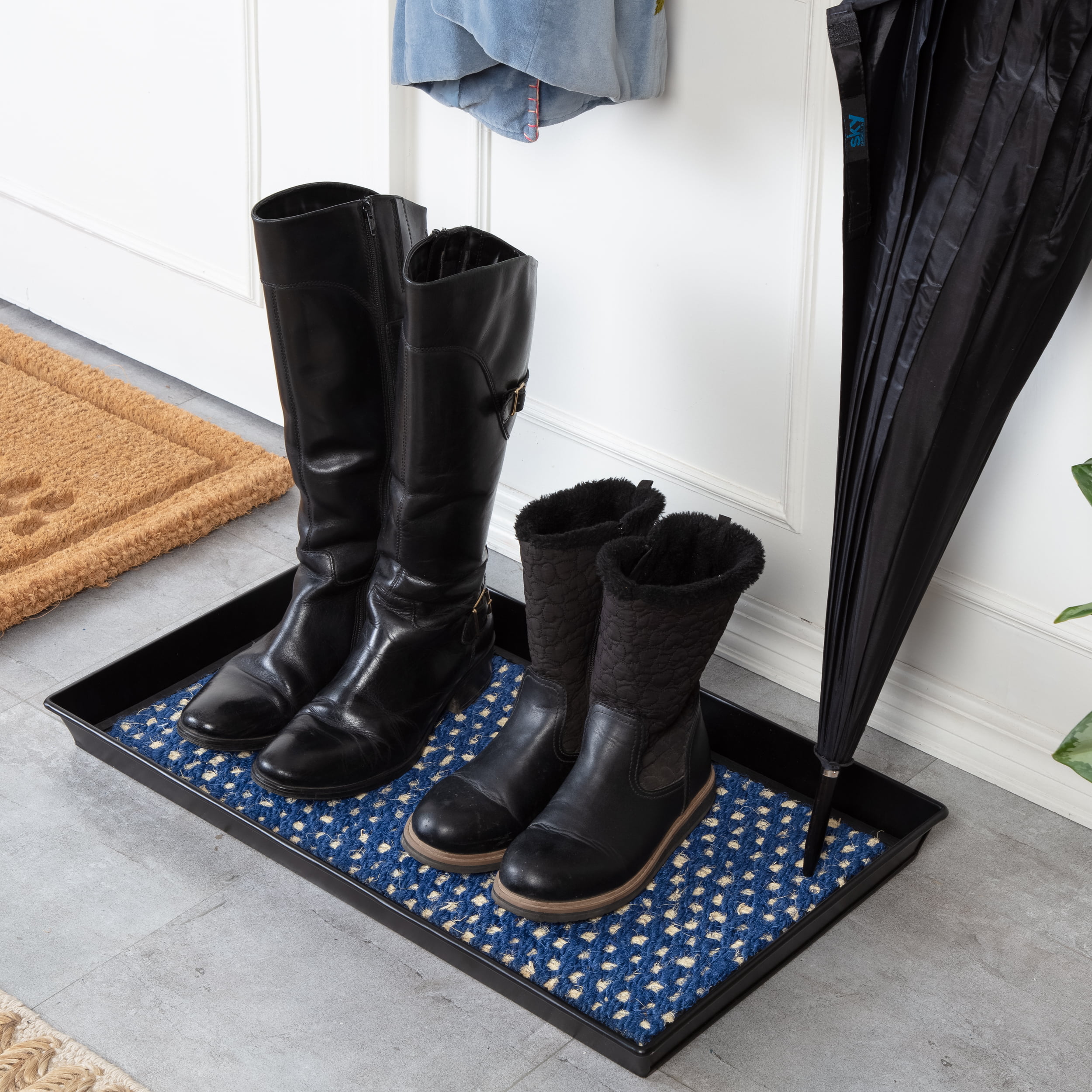 Black Metal Boot Tray with Blue & Ivory Coir Insert - Walmart.com