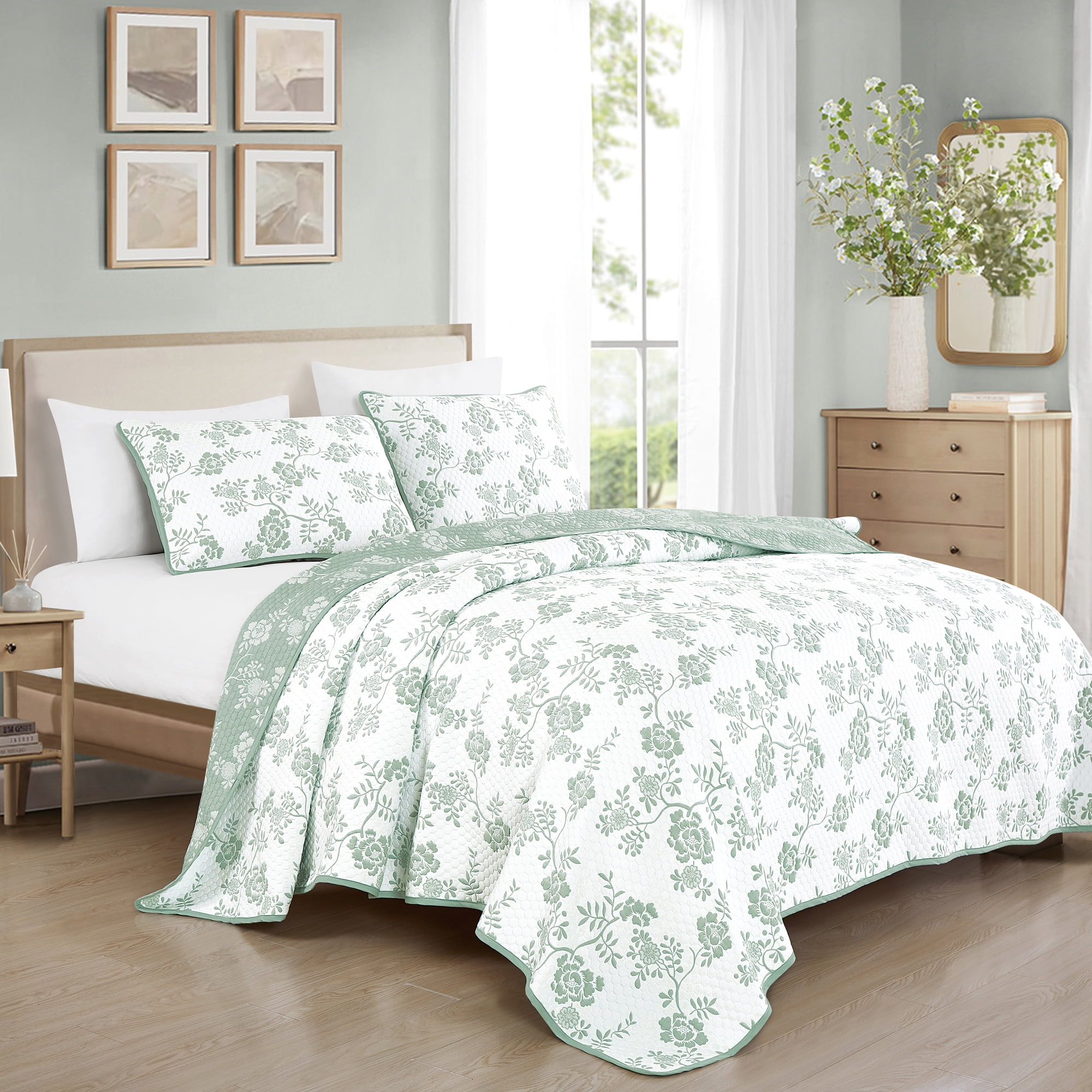Mint Green & White Floral Pattern 3-Piece Reversible Cotton Bedspread Set,King