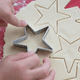 thumbnail image 5 of Juego de cortadores de galletas Laklulu, 5 piezas de diferentes tamaños, cortadores de galletas en forma de estrella de acero inoxidable, herramientas plateadas para hornear para el hogar, panadería,, 5 of 7