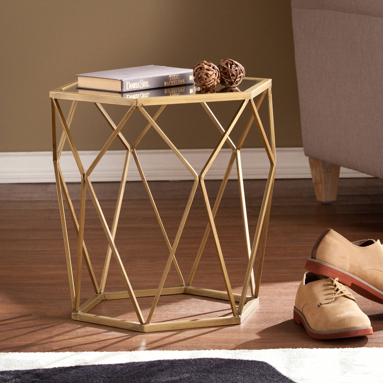 Southern Enterprises Hera Geometric Accent Table, Gold