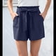 thumbnail image 5 of Pantalones Cortos Casuales de Verano para Mujer con Lazo y Cintura Anudada y Bolsillos. Azul Marino L, 5 of 7