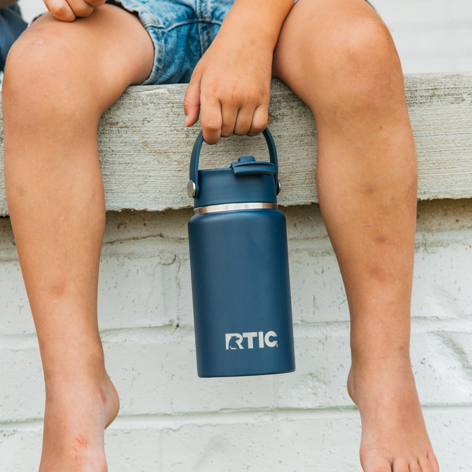 RTIC 16 oz Ceramic Lined Insulated Outback Water Bottle, Leak Resistant, Navy